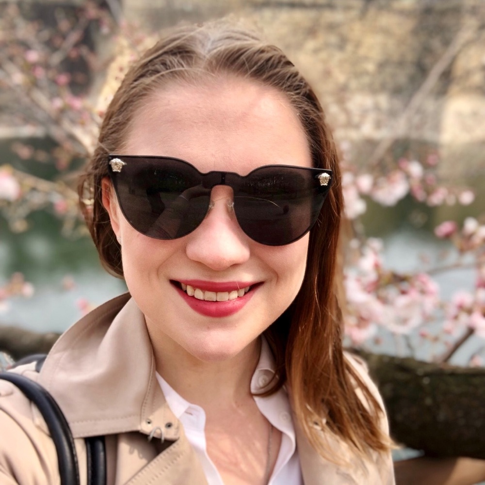 Meet your Posher, Courtney